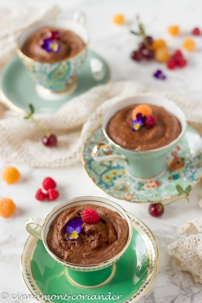Rezeptbild: Vegane Schokomousse mit Aquafaba (Kichererbsenwasser)