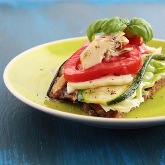 Rezeptbild: Antipasti-Brot