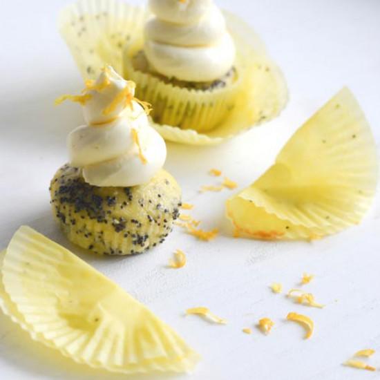 Rezeptbild: Zitronen-Mohn Cupcakes und Kuchen