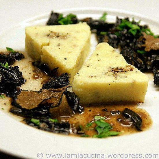 Rezeptbild: Kartoffel-Pastinaken-Terrine getrüffelt