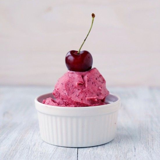 Rezeptbild: Kirsch-Bananen-Eis