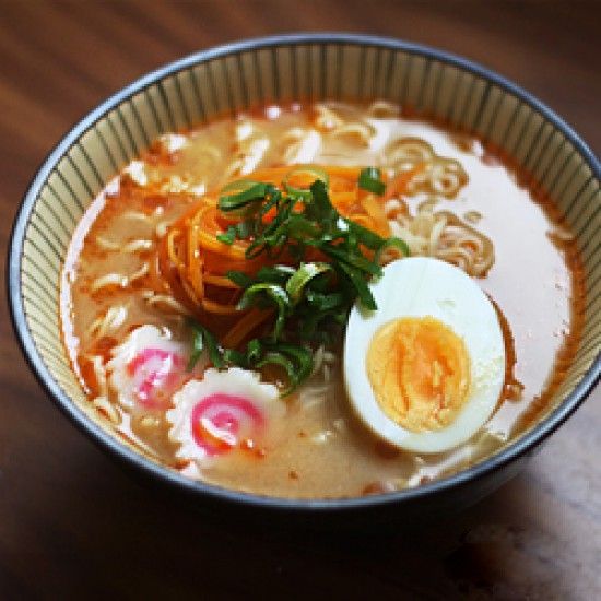 Rezeptbild: Misoramen mit Karotten