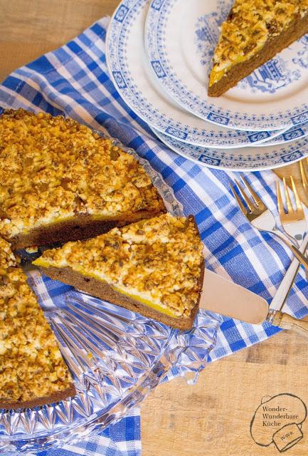 Rezeptbild: Schokoladen-Pfirsich-Kuchen mit Marzipanstreusel