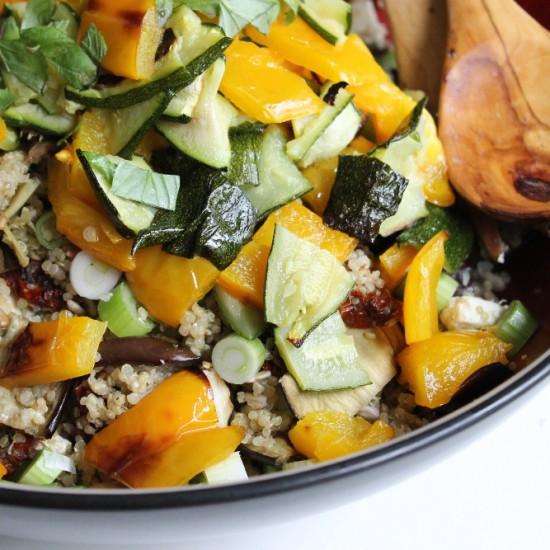 Rezeptbild: Antipasti-Quinoa-Salat