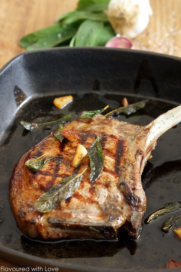 Rezeptbild: Schweinekotelett in Salbeibutter