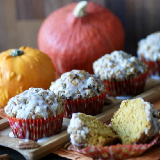 Rezeptbild: Kürbismuffins mit Pecanstreuseln