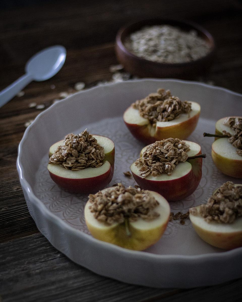Rezeptbild: Gefüllter Bratapfel mit Haferflocken