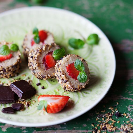 Rezeptbild: Strawberry Peanut Butter Quinoa Sushi