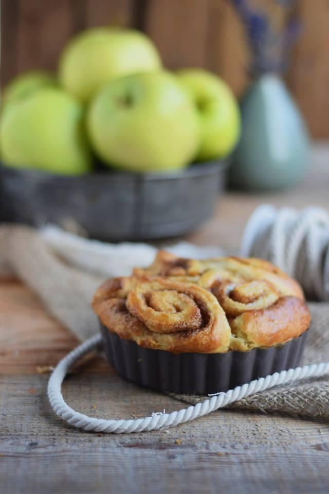 Rezeptbild: Caramel Apple Cinnamon Rolls