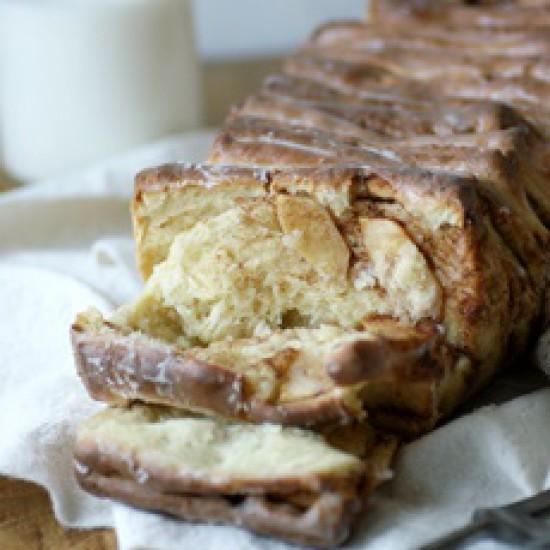 Rezeptbild: Pull-Apart-Bread mit Apfel und Zimt