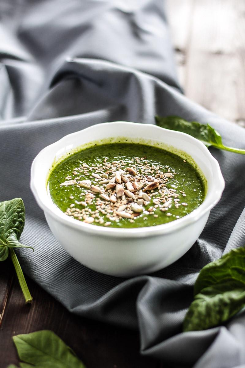 Rezeptbild: Grüne Suppe mit Spinat