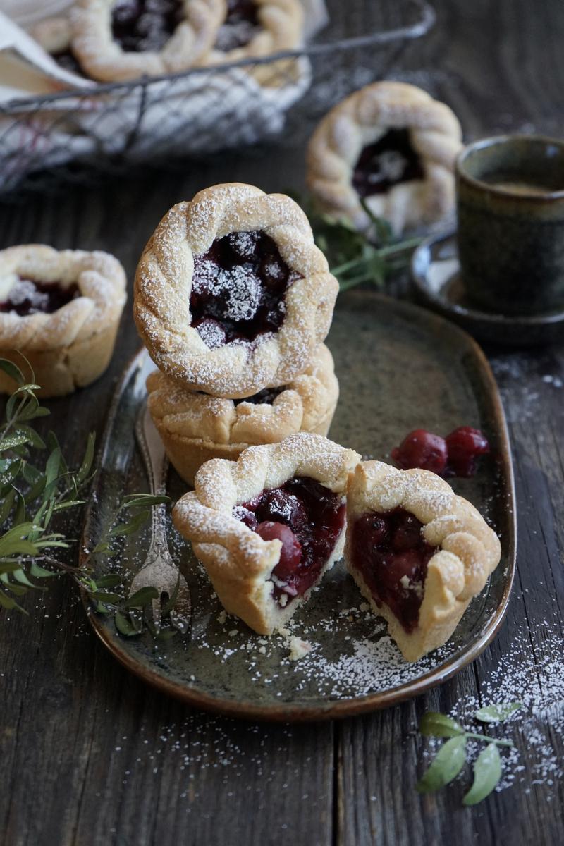 Rezeptbild: Kleine Kirsch Törtchen
