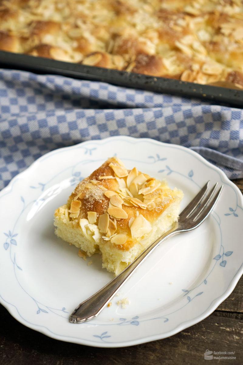 Rezeptbild: Butterkuchen mit Mandeln vom Blech