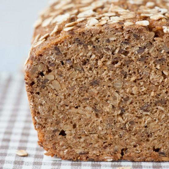 Rezeptbild: Schwarzbrot mit Sauerteig ohne Gehzeit