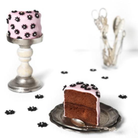 Rezeptbild: chocolate blossoms fondant cake + giveaway