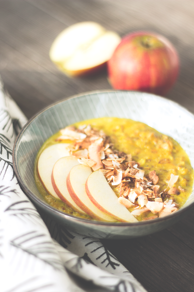 Rezeptbild: Goldene-Milch-Porridge