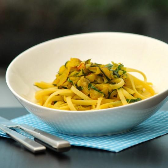Rezeptbild: Spaghetti an Safran-Zucchini