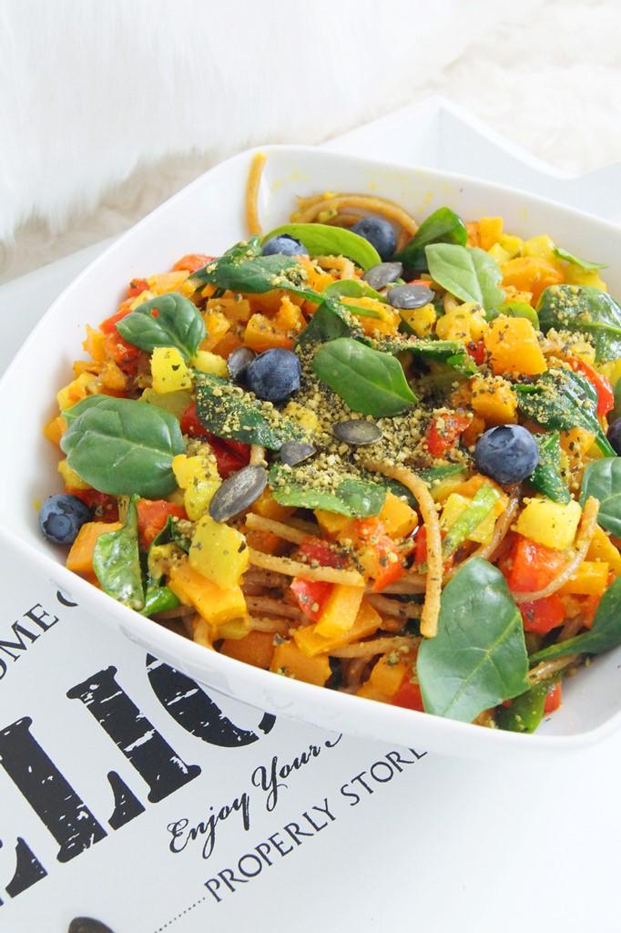 Rezeptbild: Veggie Gemüse Pasta Bowl 