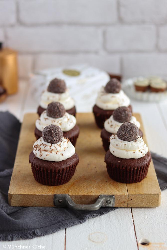 Rezeptbild: Schwarzwälder-Kirsch-Cupcakes