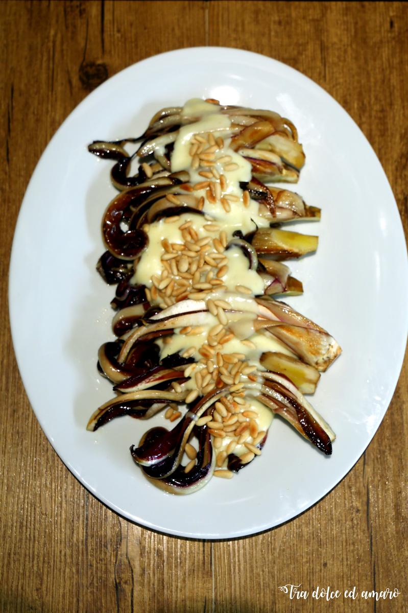 Rezeptbild: Radicchio tardivo con fonduta di Montasio