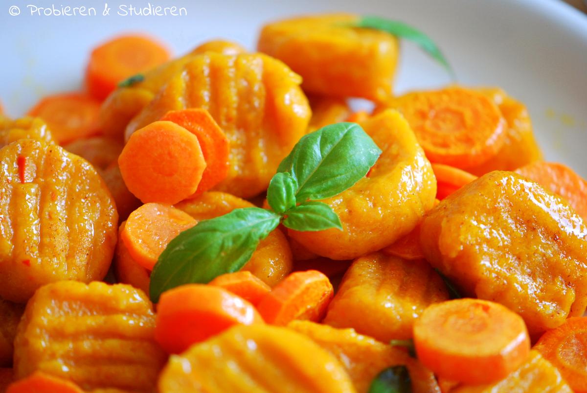 Rezeptbild: Kürbis-Gnocchi in Basilikum-Butter
