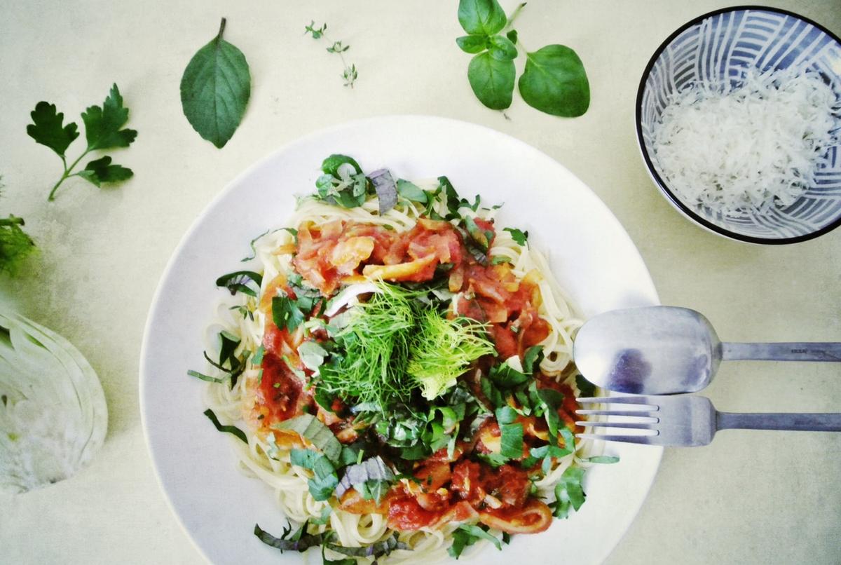 Rezeptbild: Fenchelpasta mit vier Kräutern