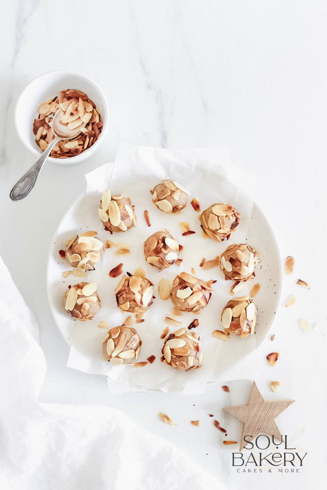 Rezeptbild: feine weiße Rumkugeln