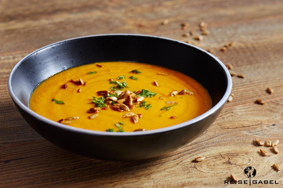 Rezeptbild: Möhrensuppe mit Ingwer und Kokosmilch