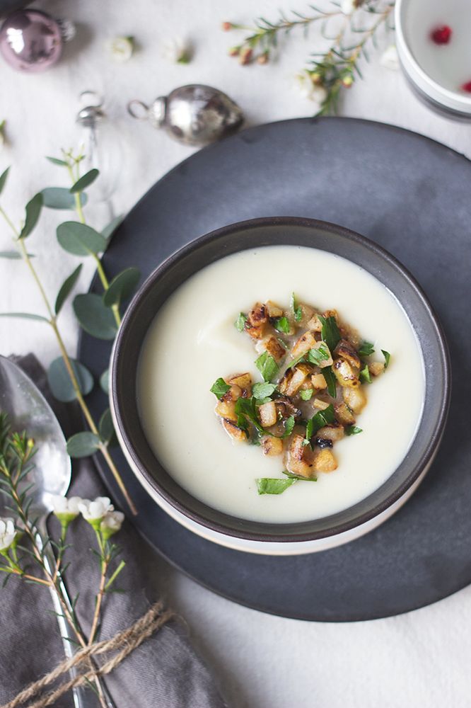 Rezeptbild: Sellerie-Birnen-Suppe