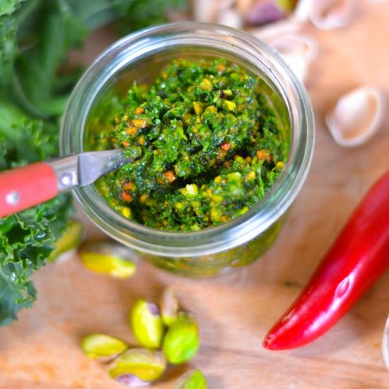 Rezeptbild: Grünkohl-Pesto mit Pistazien