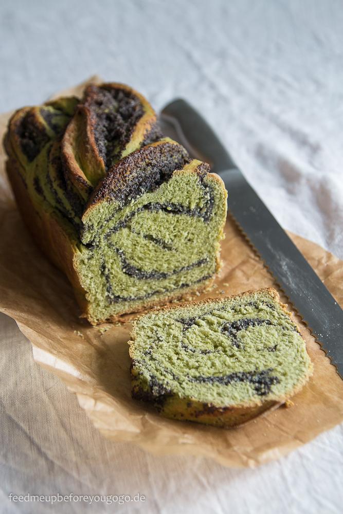 Rezeptbild: Matcha-Mohn-Hefezopf