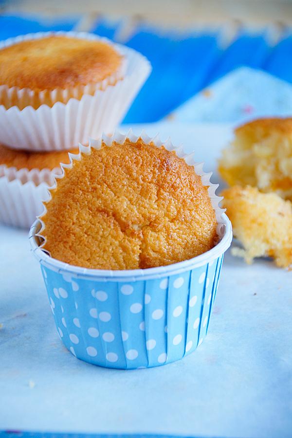 Rezeptbild: Kokos-Pfirsich-Muffins