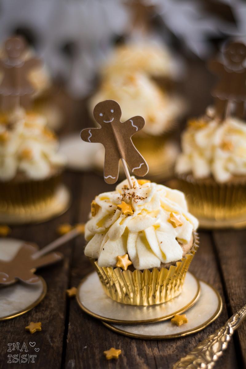 Rezeptbild: Weihnachtliche Lebkuchen-Cupcakes mit Vanilletopping