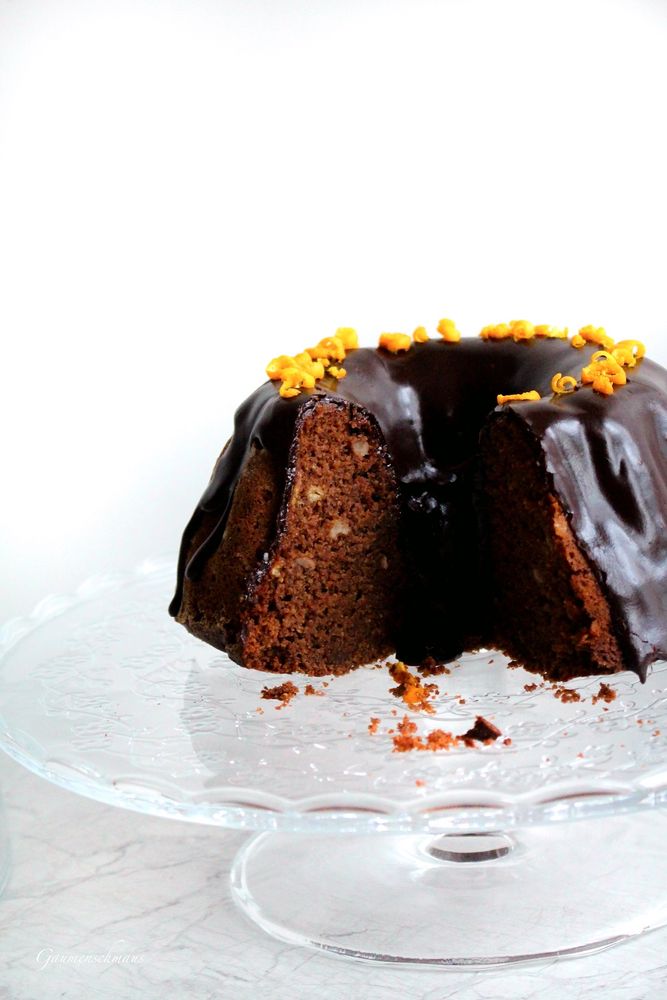Rezeptbild: Schoko-Bananen-Guglhupf