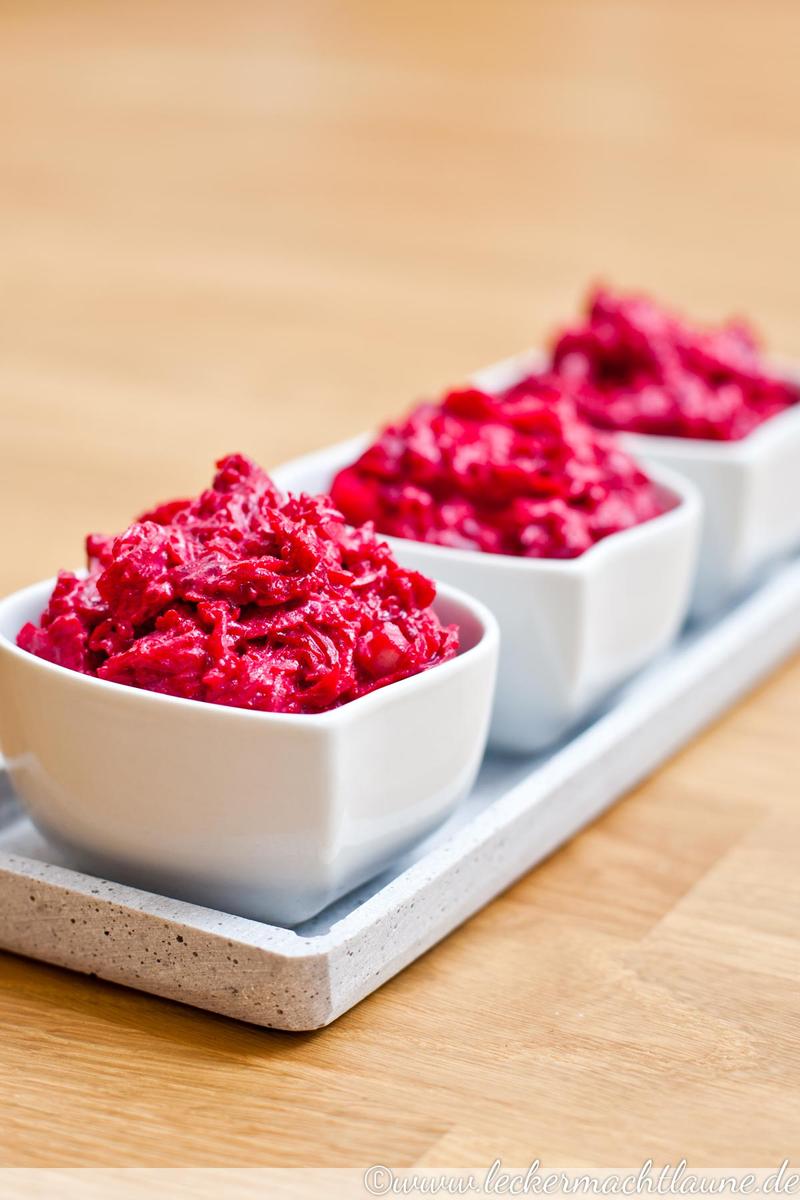 Rezeptbild: Rote-Beete-Knoblauch-Aufstrich