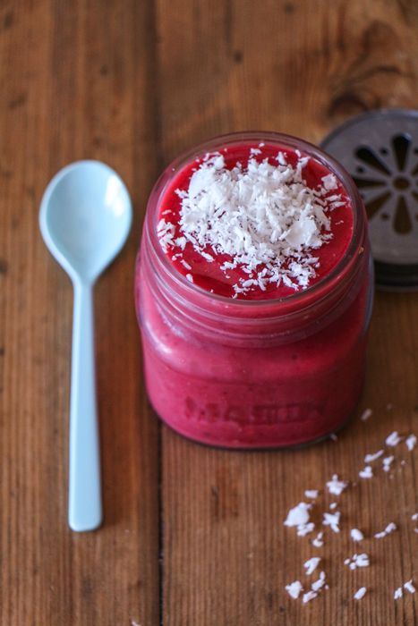 Rezeptbild: Himbeer-Kokos-Eis
