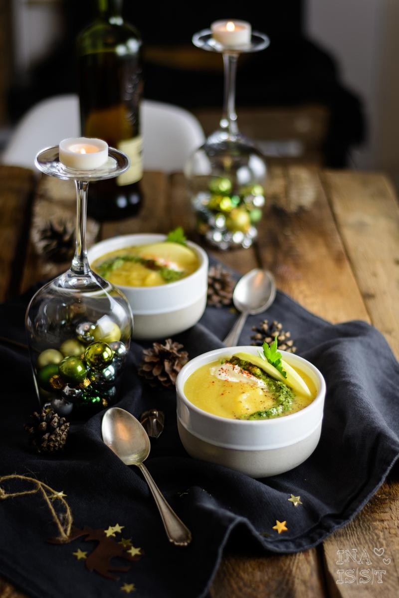 Rezeptbild: Steckrübensuppe mit Petersilien-Apfel-Topping