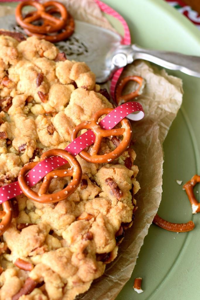 Rezeptbild: Saftiger Apfelkuchen mit Brezelstreuseln 