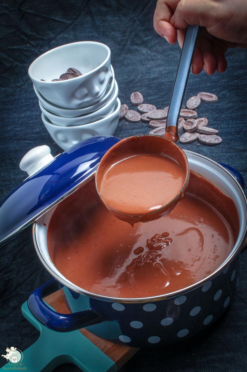Rezeptbild: selbstgemachter, schneller Schokopudding 
