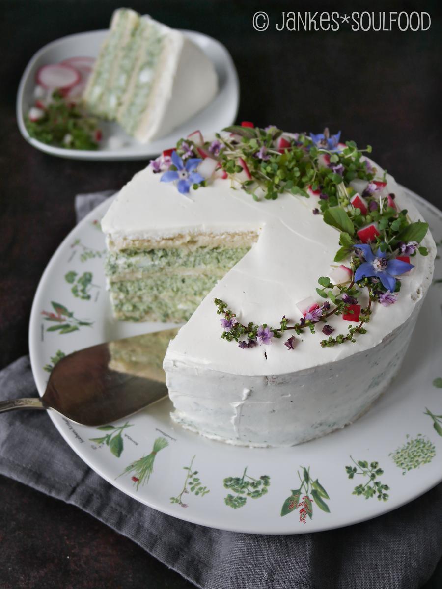 Rezeptbild: Grüne-Soße-Sandwichtorte
