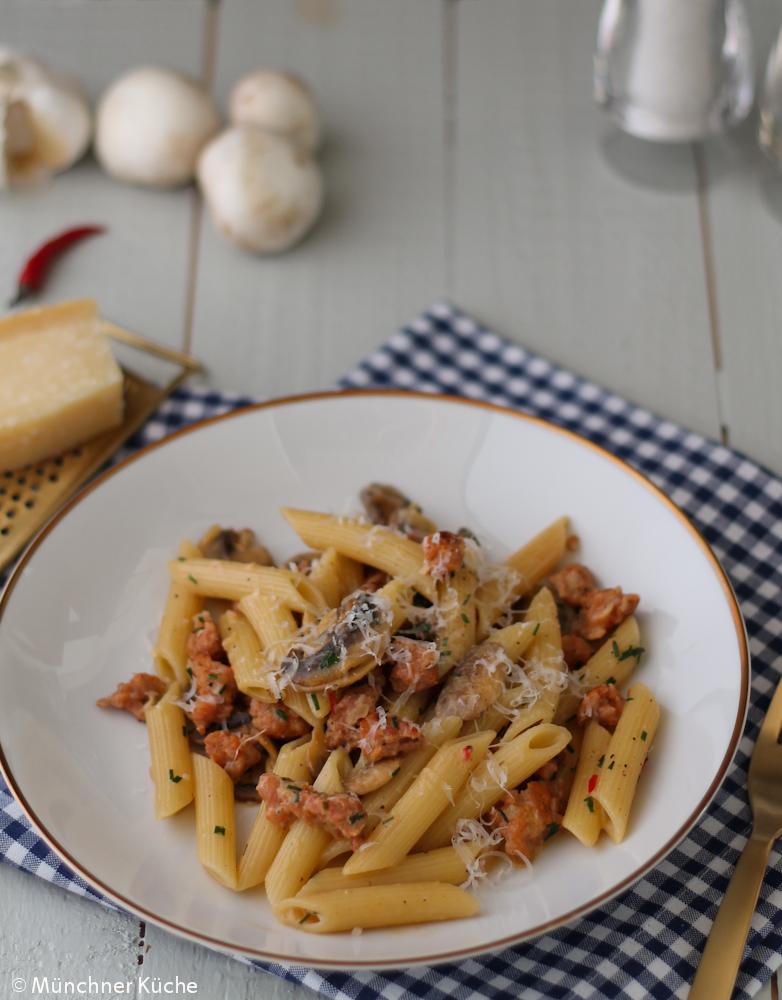 Rezeptbild: Pasta mit Salsiccia und Pilzen