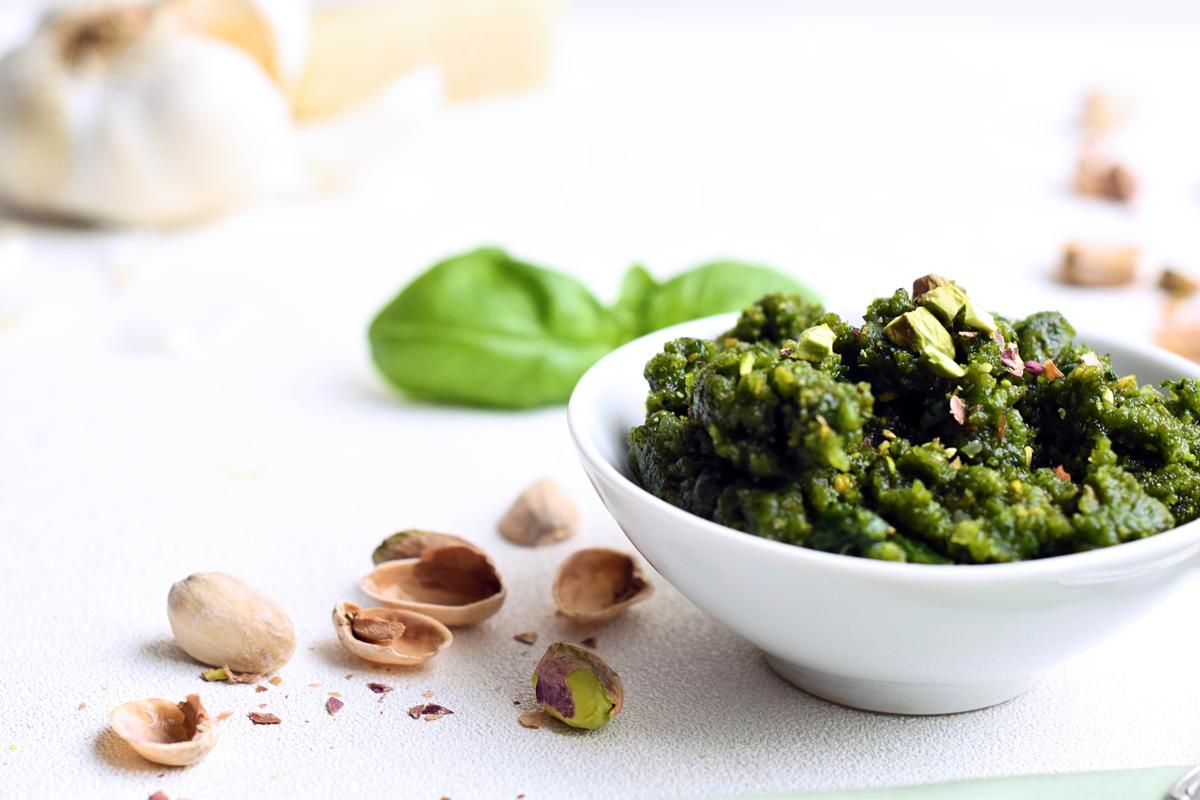 Rezeptbild: Pistazien Pesto mit Paprika Nudeln
