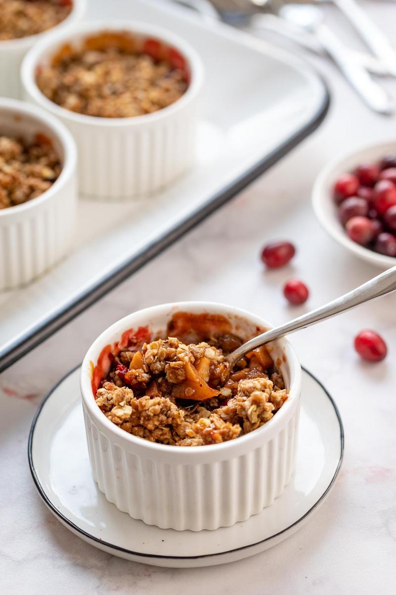 Rezeptbild: Apfel-Crumble mit Cranberries