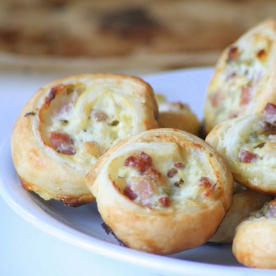 Rezeptbild: Blätterteigschneckchen mit Schinken