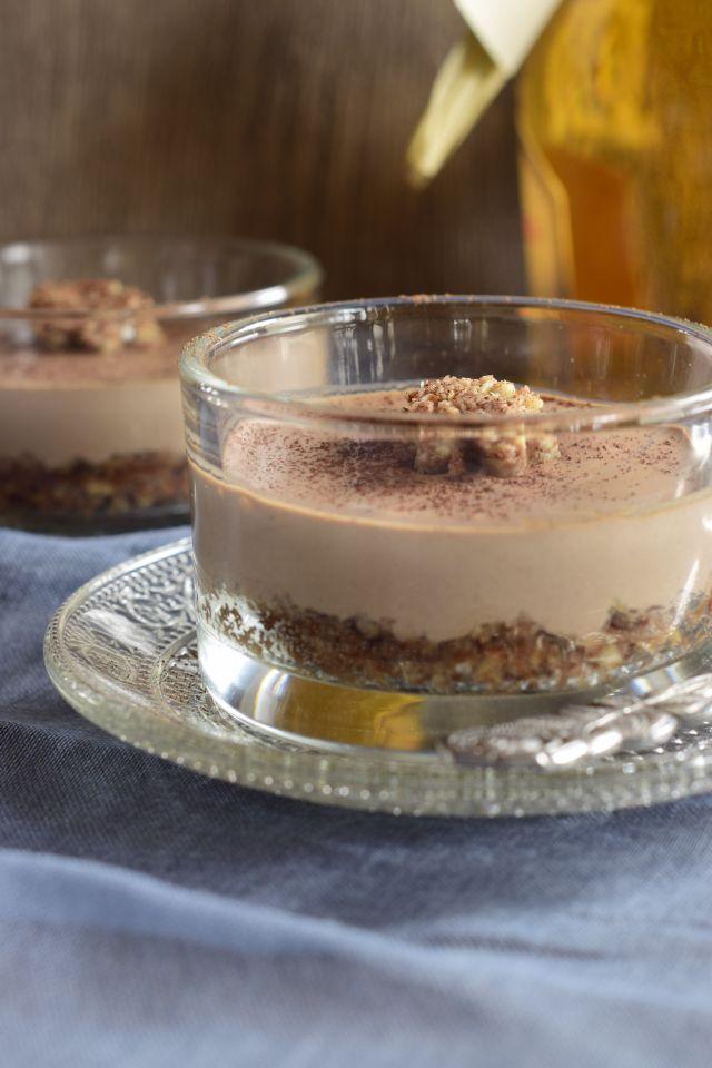 Rezeptbild: Rumcreme auf Mandelboden