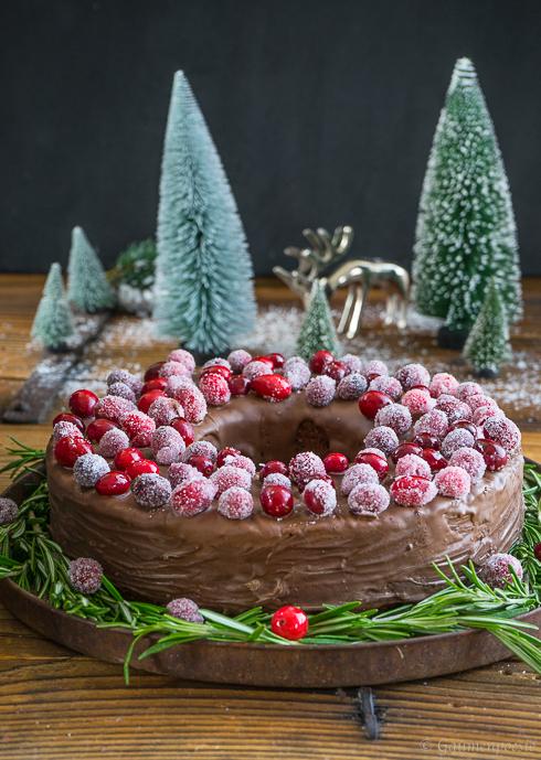 Rezeptbild: Schokoladen-Portwein-Kuchen mit Sparkling Cranberries