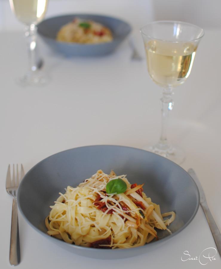 Rezeptbild: Spargeltagliatelle