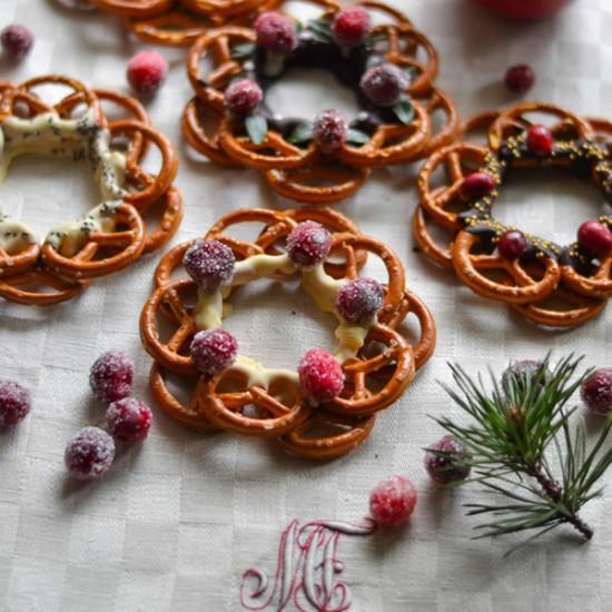 Rezeptbild: Brezel Kränze mit Schokolade