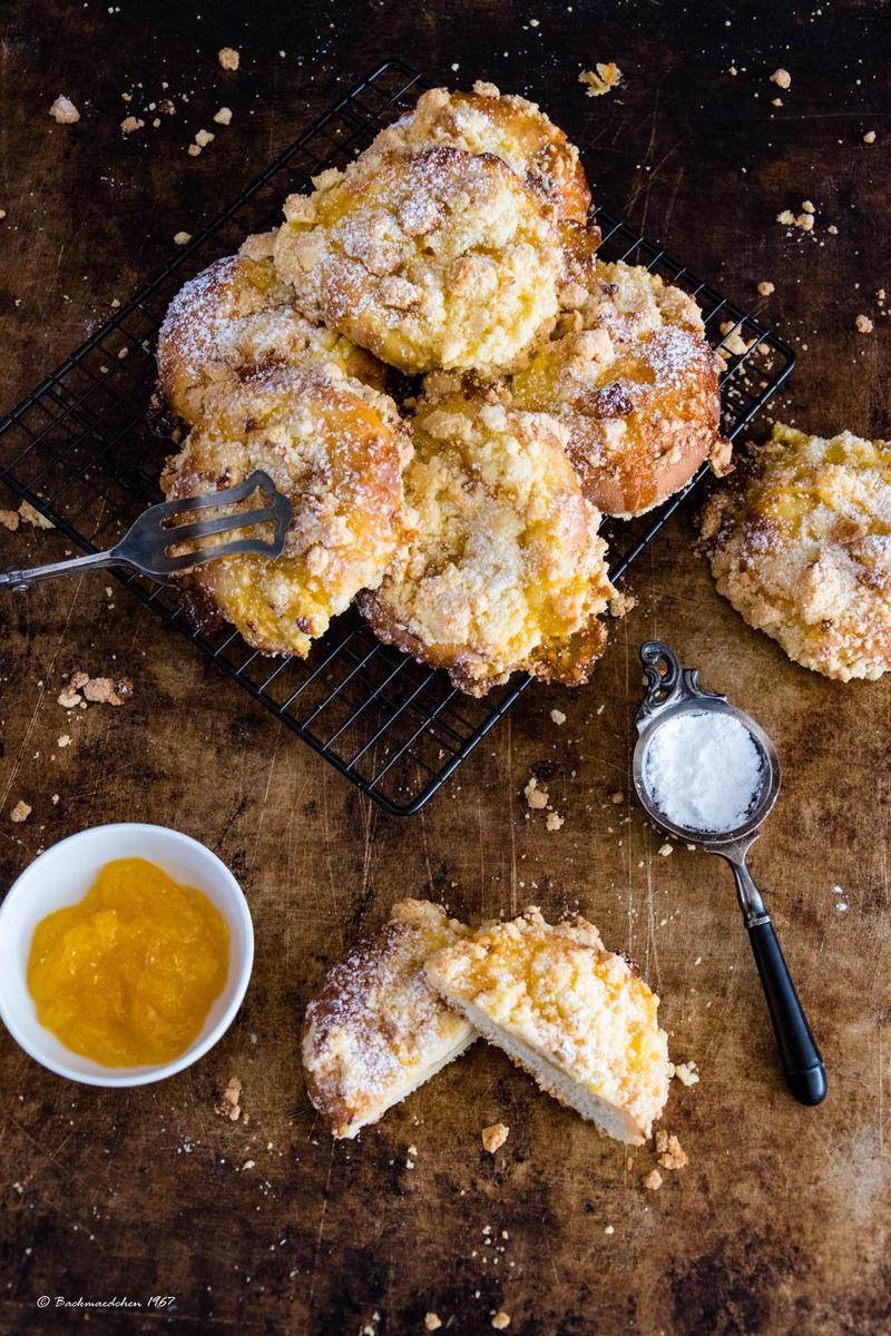 Rezeptbild: Lemon Curd Streuseltaler