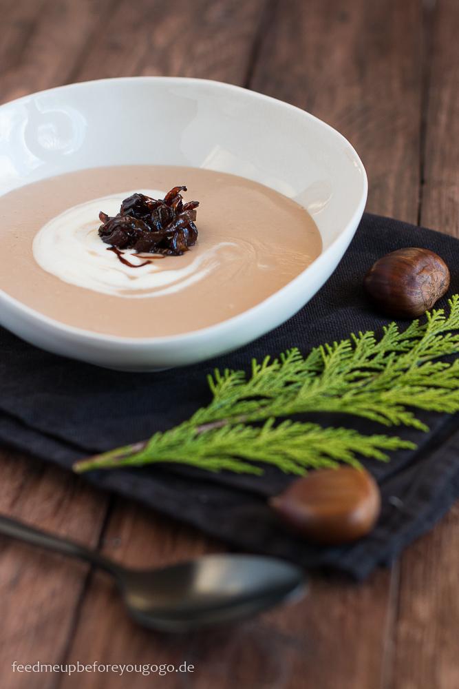 Rezeptbild: Maronen-Weißwein-Suppe mit Balsamicozwiebeln